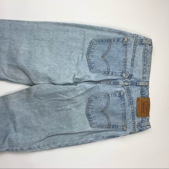 Vintage Levi’s 550 Relaxed Fit Tapered Leg Jeans👖 - Picture 7 of 7